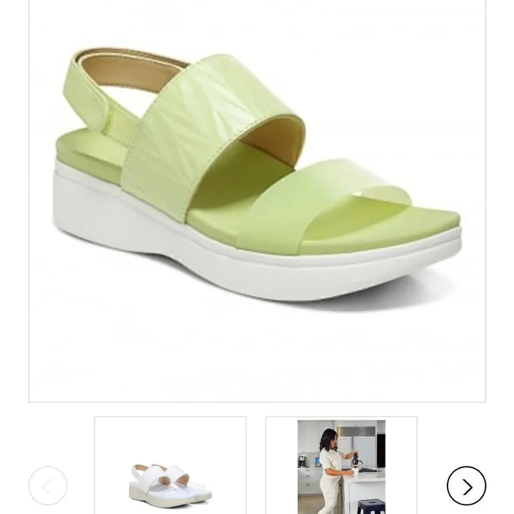 Nwt Vionic “Karleen”lime green leather & transparent platform sandals.